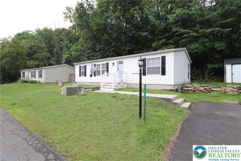 Mobile Home For Sale - 1215 Blue Mountain Circle<br/> Monroe County, Ross Twp, PA 18353