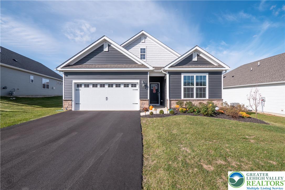 Lower Macungie Twp, Pennsylvania 18031, United States, 2 Bedrooms Bedrooms, ,2 BathroomsBathrooms,Residential,Active,244454