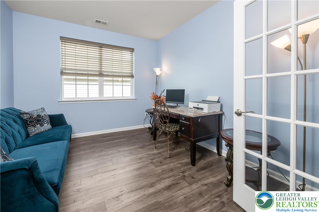 Lower Macungie Twp, Pennsylvania 18031, United States, 2 Bedrooms Bedrooms, ,2 BathroomsBathrooms,Residential,Active,244454