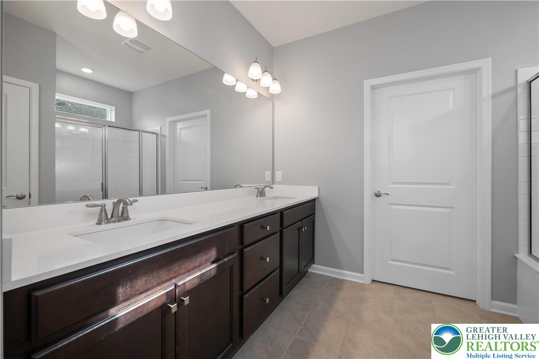 Lower Macungie Twp, Pennsylvania 18031, United States, 2 Bedrooms Bedrooms, ,2 BathroomsBathrooms,Residential,Active,244454