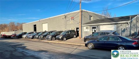 Photo of 299 W Cedar Street, Allentown, PA 18102 (MLS # 770663)