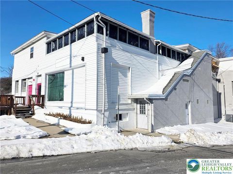 Photo of 1401 Broadway #1, Fountain Hill Boro, PA 18015 (MLS # 772123)