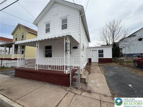 Photo of 1481 Scott Street, Wilkes Barre, PA 18705 (MLS # 768202)