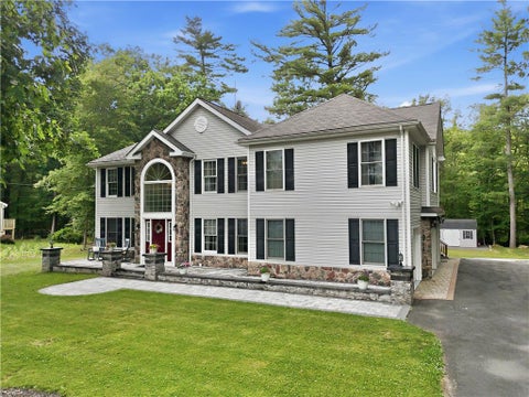 Photo of 316 Ash Terrace TER, Stroud Twp, PA 18301 (MLS # 779008)