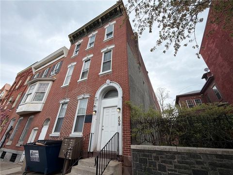 Photo of 409 Walnut Street, Reading, PA 19601 (MLS # 779632)