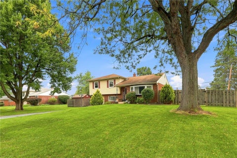 Homes For Sale - 3135 South Drive<br/> South Whitehall Twp, PA 18103
