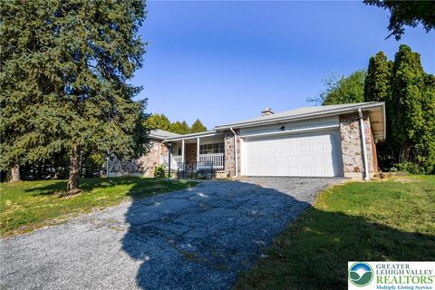 Photo of 1905 Columbia St, Allentown, PA 18109 (MLS # 765279) Photo of 1905 Columbia St, Allentown, PA 18109 (MLS # 765279)