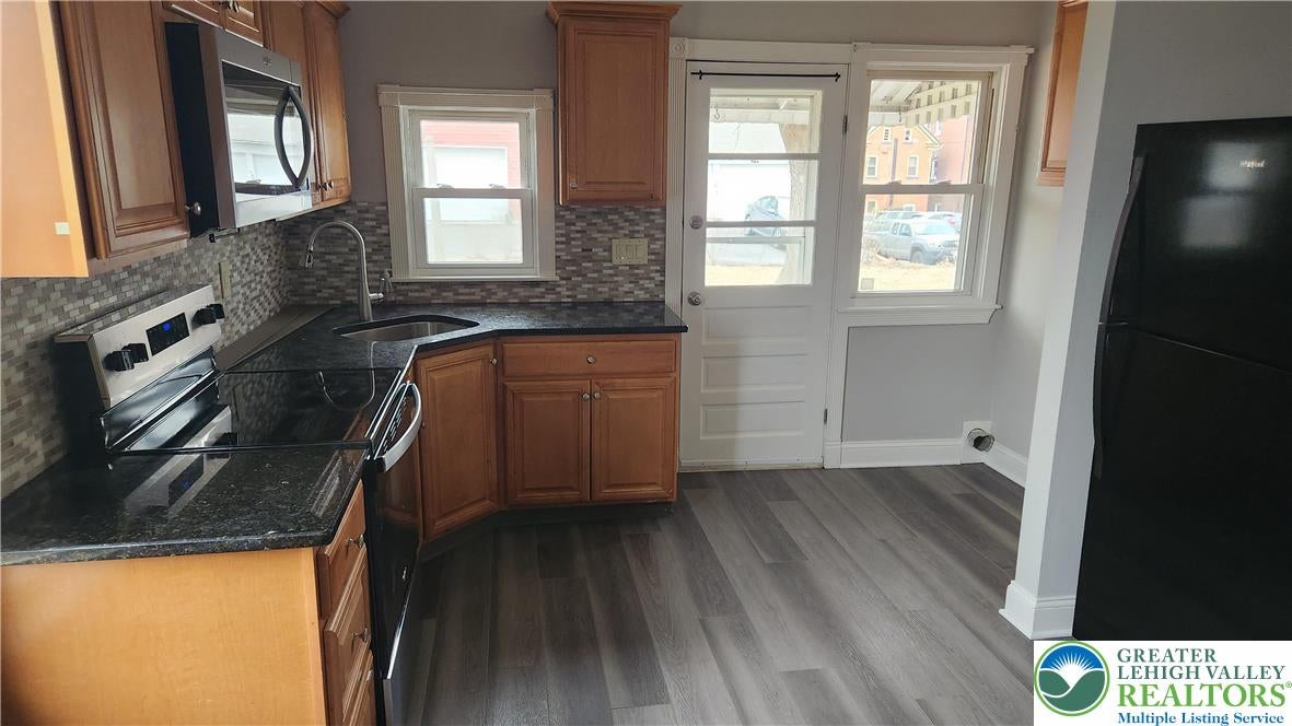 26 E Walnut Street