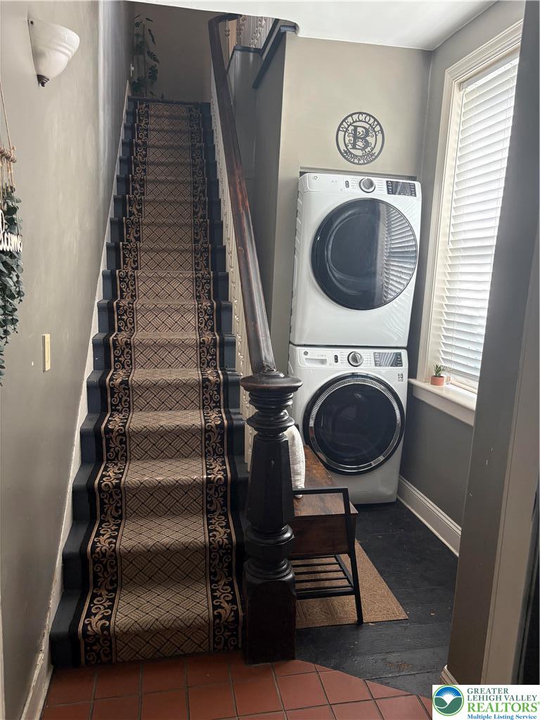 21 E North Street 2nd Floor