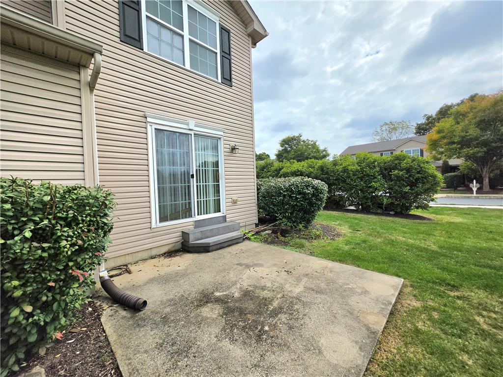 2245 Jeannette Lane