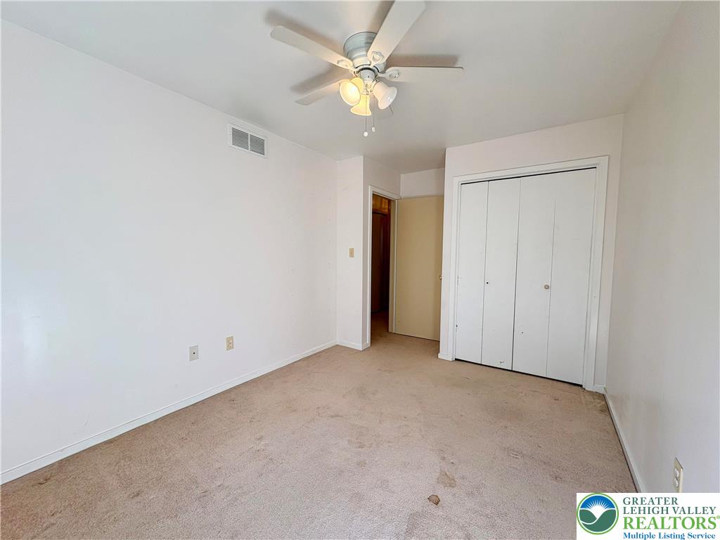 Whitehall Twp, Pennsylvania 18052, United States, 3 Bedrooms Bedrooms, ,3 BathroomsBathrooms,Residential,Active,229447