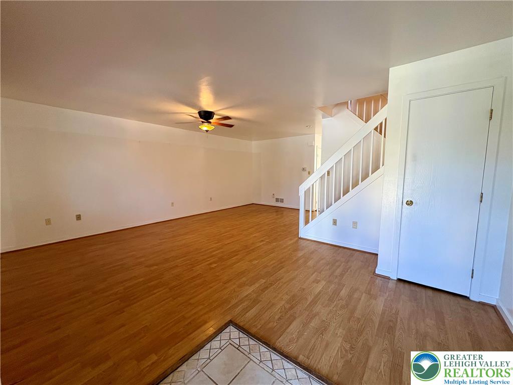 Whitehall Twp, Pennsylvania 18052, United States, 3 Bedrooms Bedrooms, ,3 BathroomsBathrooms,Residential,Active,229447