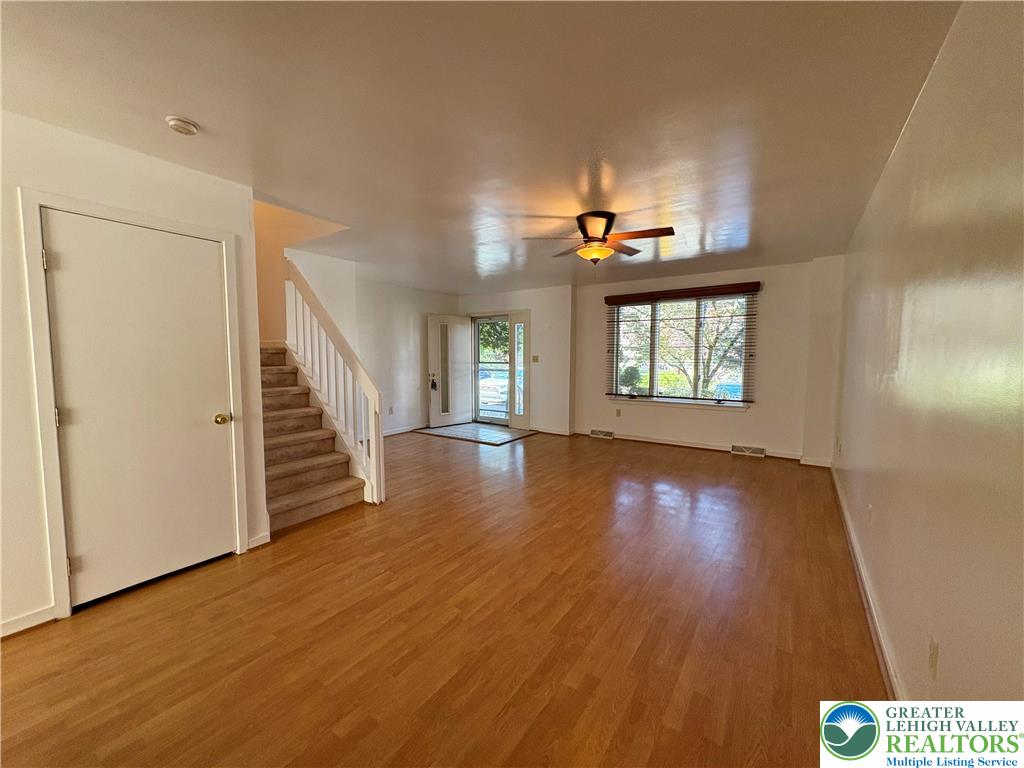 Whitehall Twp, Pennsylvania 18052, United States, 3 Bedrooms Bedrooms, ,3 BathroomsBathrooms,Residential,Active,229447