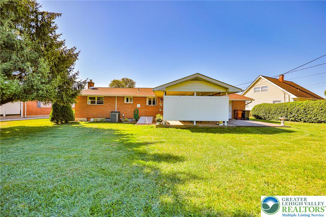 Whitehall Twp, Pennsylvania 18052, United States, 3 Bedrooms Bedrooms, ,2 BathroomsBathrooms,Residential,Pending,199207