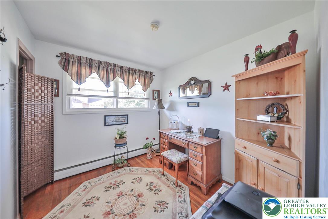 Whitehall Twp, Pennsylvania 18052, United States, 3 Bedrooms Bedrooms, ,2 BathroomsBathrooms,Residential,Pending,199207