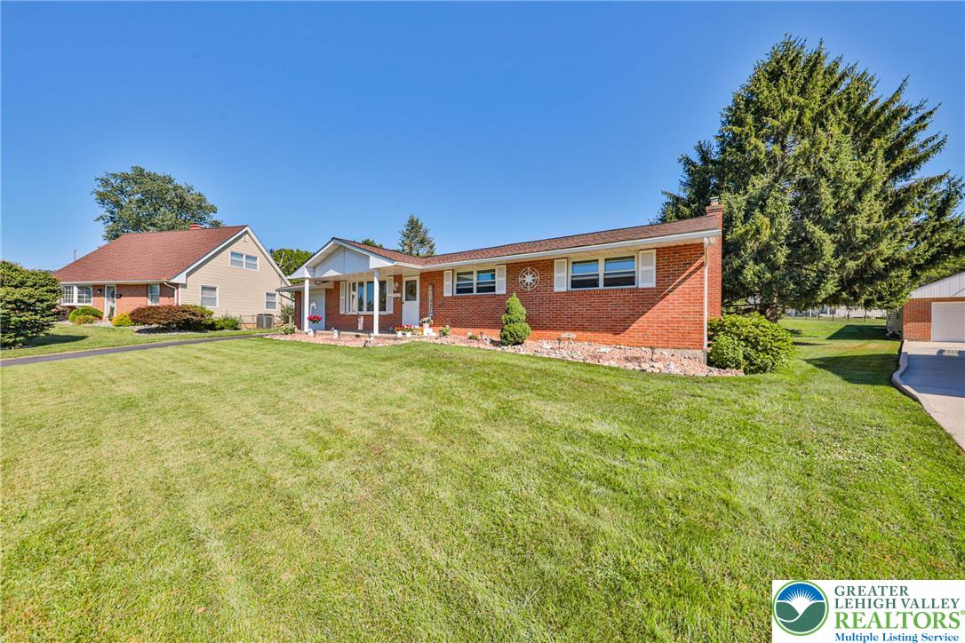 Whitehall Twp, Pennsylvania 18052, United States, 3 Bedrooms Bedrooms, ,2 BathroomsBathrooms,Residential,Pending,199207