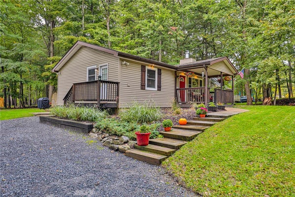 24 TURKEY RIDGE RD, EAST STROUDSBURG, PA 18302 - Image f917d8b2decf8a3d6193027d4eef41f3/1929327680