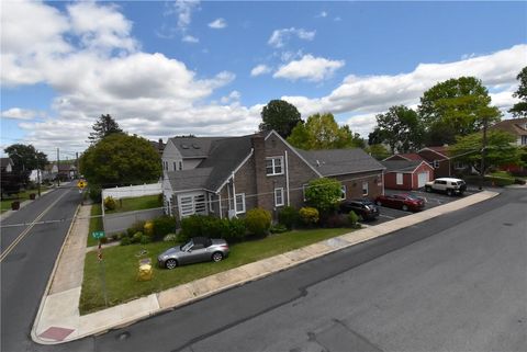 Photo of 424 Grape Street, Whitehall, PA 18052 (MLS # 777169)