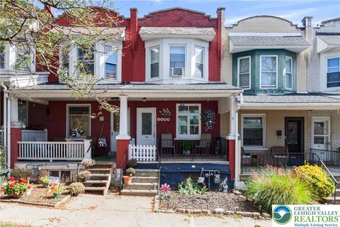 Photo of 1422 Hottle Avenue, Bethlehem, PA 18018 (MLS # 769339)