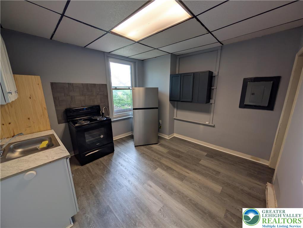 729 E 4th Street Apt 2