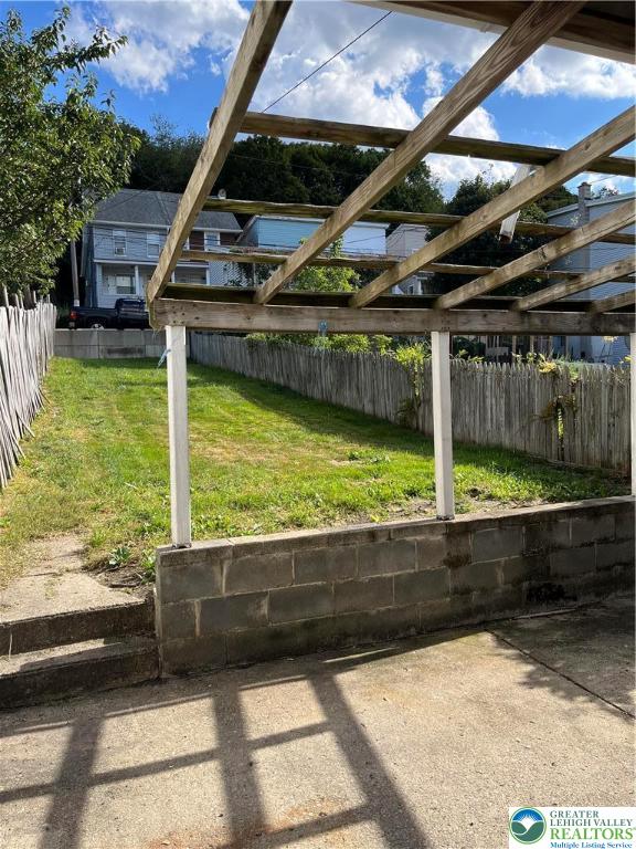 Lansford Boro, Pennsylvania 18232, United States, 4 Bedrooms Bedrooms, ,3 BathroomsBathrooms,Residential,Pending,203788