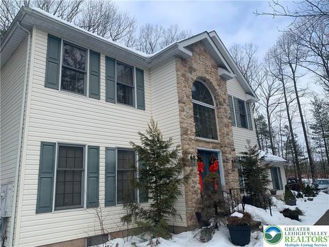 25 Rollingwood Trail Chestnuthill Twp PA 18353