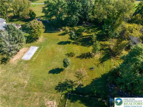 Photo of Rosewood Drive, Hanover Twp, PA 18017 (MLS # 766427) Photo of Rosewood Drive, Hanover Twp, PA 18017 (MLS # 766427)