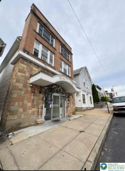 Photo of 1222 Main Street #1, Northampton Boro, PA 18067 (MLS # 768237)