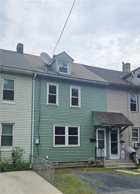 Photo of 404 Ridge Street, Palmerton Boro, PA 18071 (MLS # 780573)