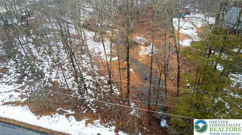 Photo of Bristol Circle W, Middle Smithfield Twp, PA 18302 (MLS # 772770)