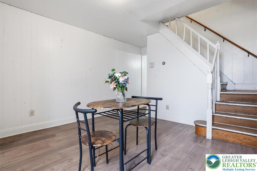 1171 Mechanic Street