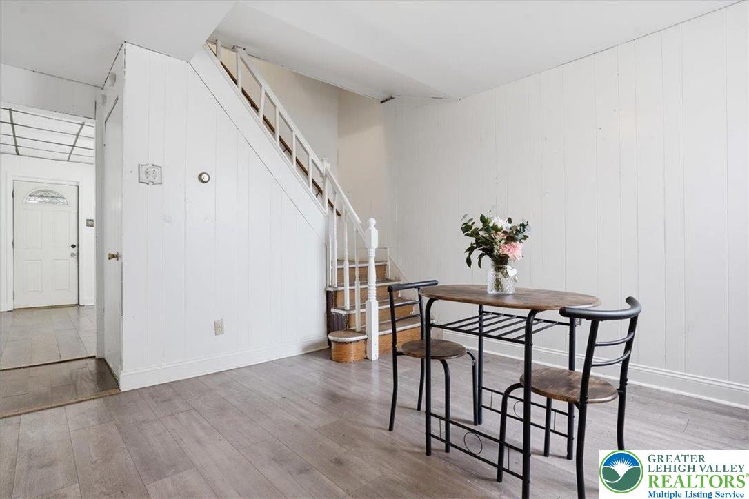 1171 Mechanic Street