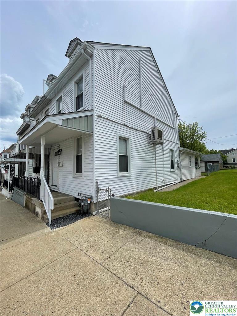 1316 Ferry Street