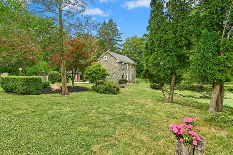 Photo of 967 State Road, Springfield Twp, PA 18036 (MLS # 779618)