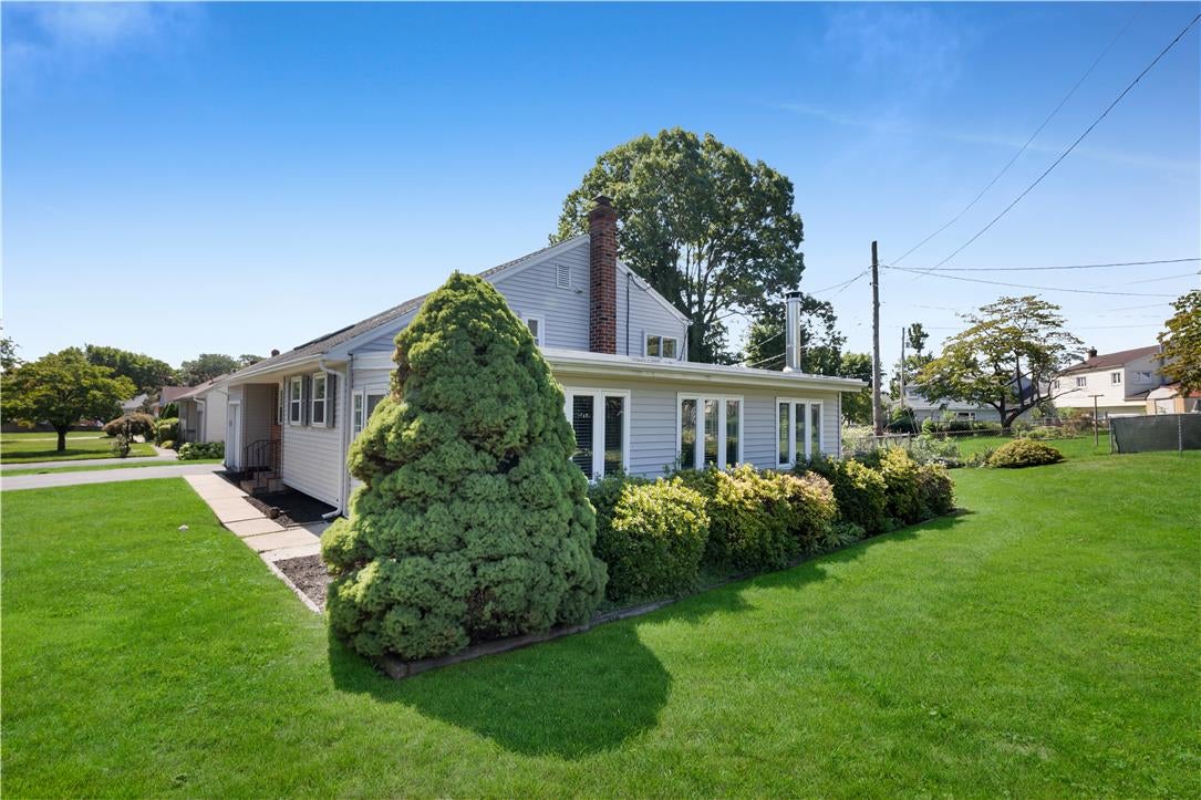 2049 Vista Drive