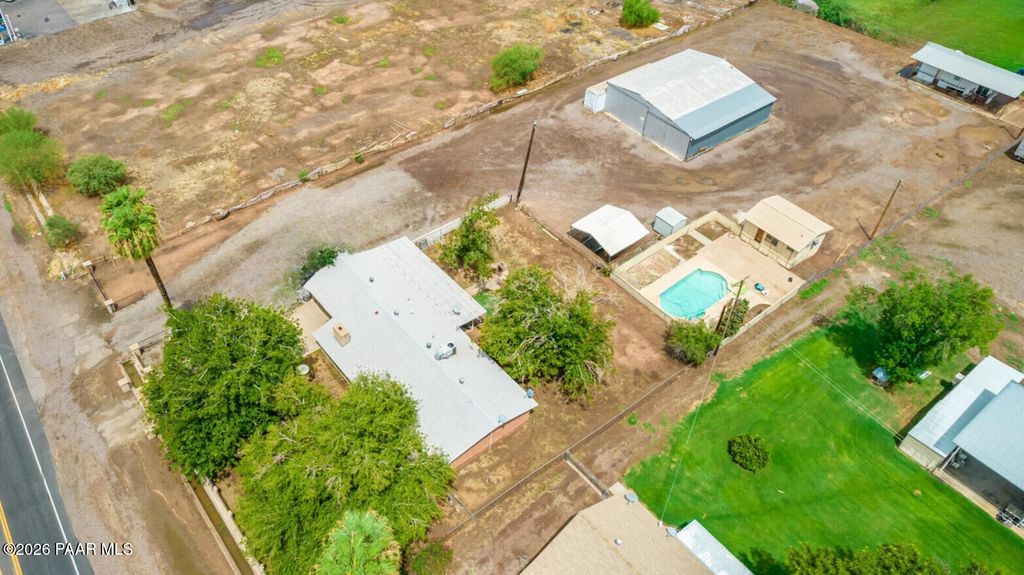 Photo of 11432 W Southern Avenue, Tolleson, AZ 85353 (MLS # 1079662)