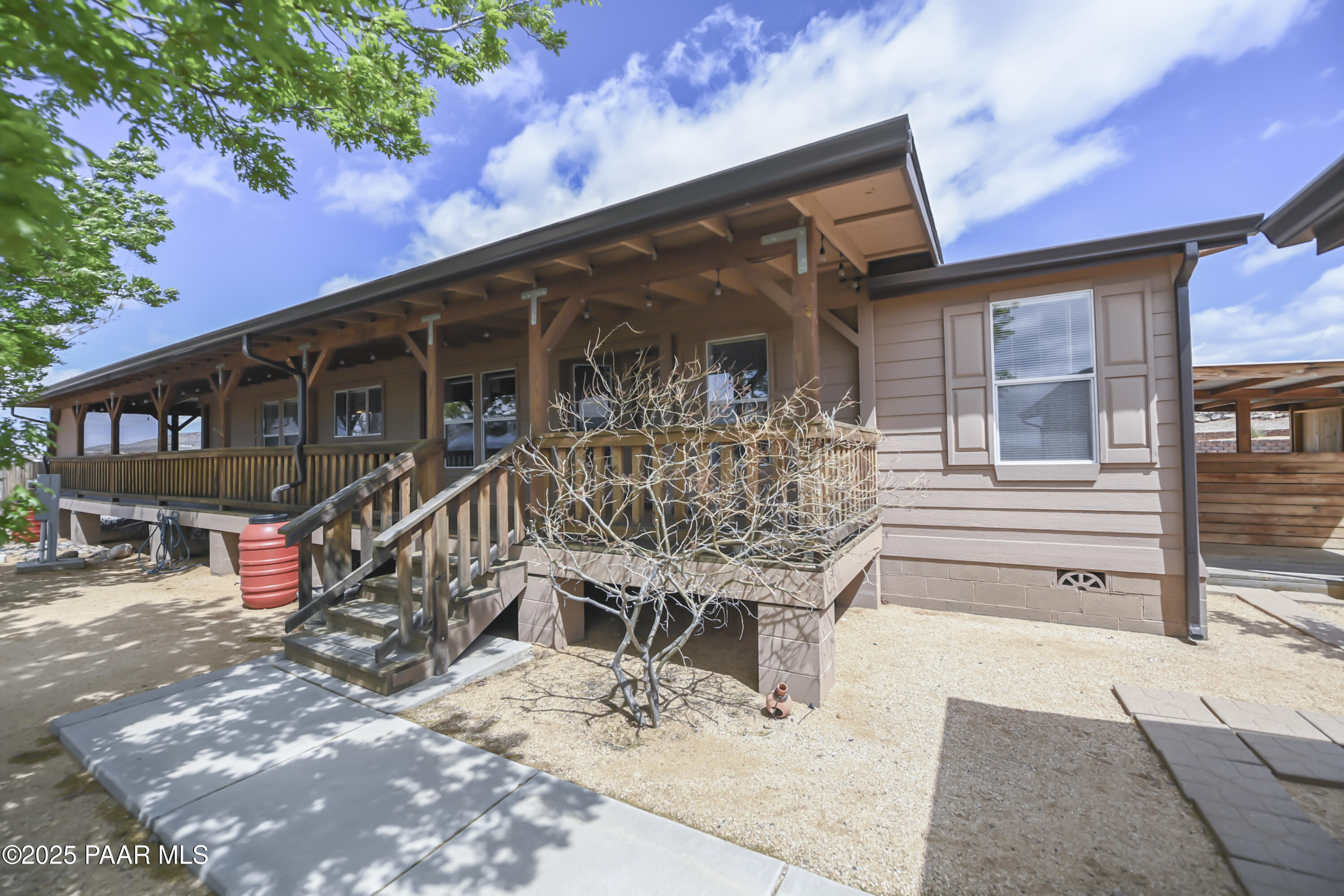 17985 E Hunters Lane