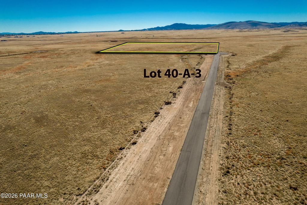 Photo of 403 N Addax Drive, Prescott Valley, AZ 86315 (MLS # 1081918)