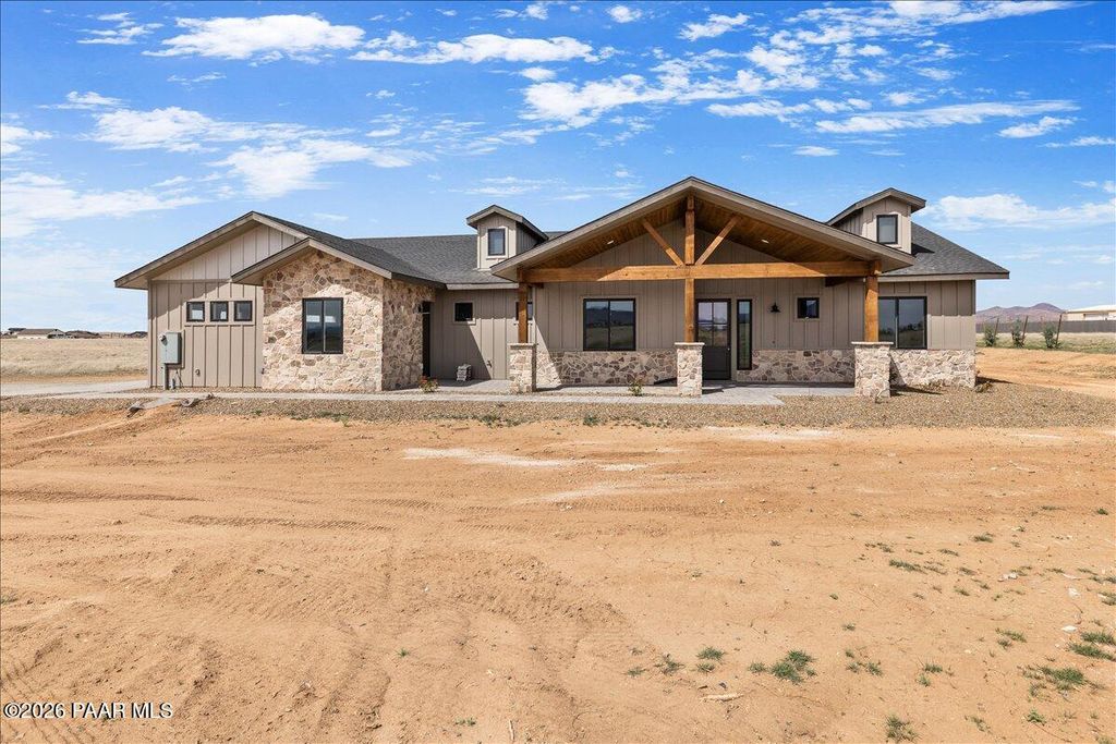Photo of 6988 E Trotter Trail, Prescott Valley, AZ 86315 (MLS # 1081170)
