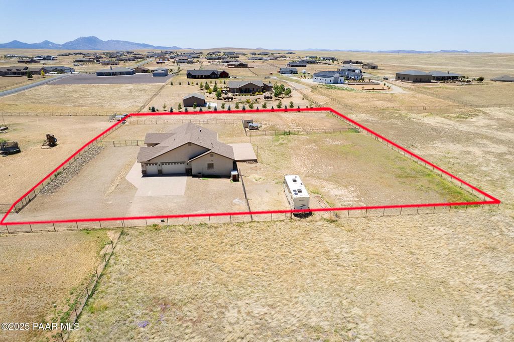 Photo of 6850 E Wade Lane, Prescott Valley, AZ 86315 (MLS # 1078703)