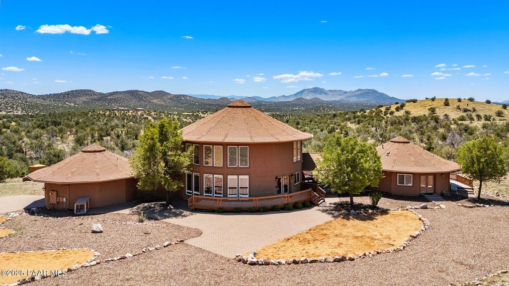 Photo of 18900 N Butte Pass Road, Prescott, AZ 86305 (MLS # 1078239)