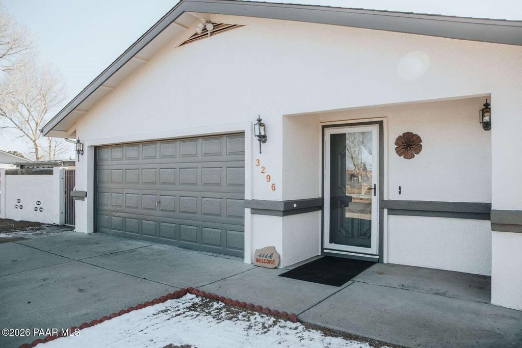 Photo of 3296 Cottonwood Lane, Prescott, AZ 86305 (MLS # 1078789)