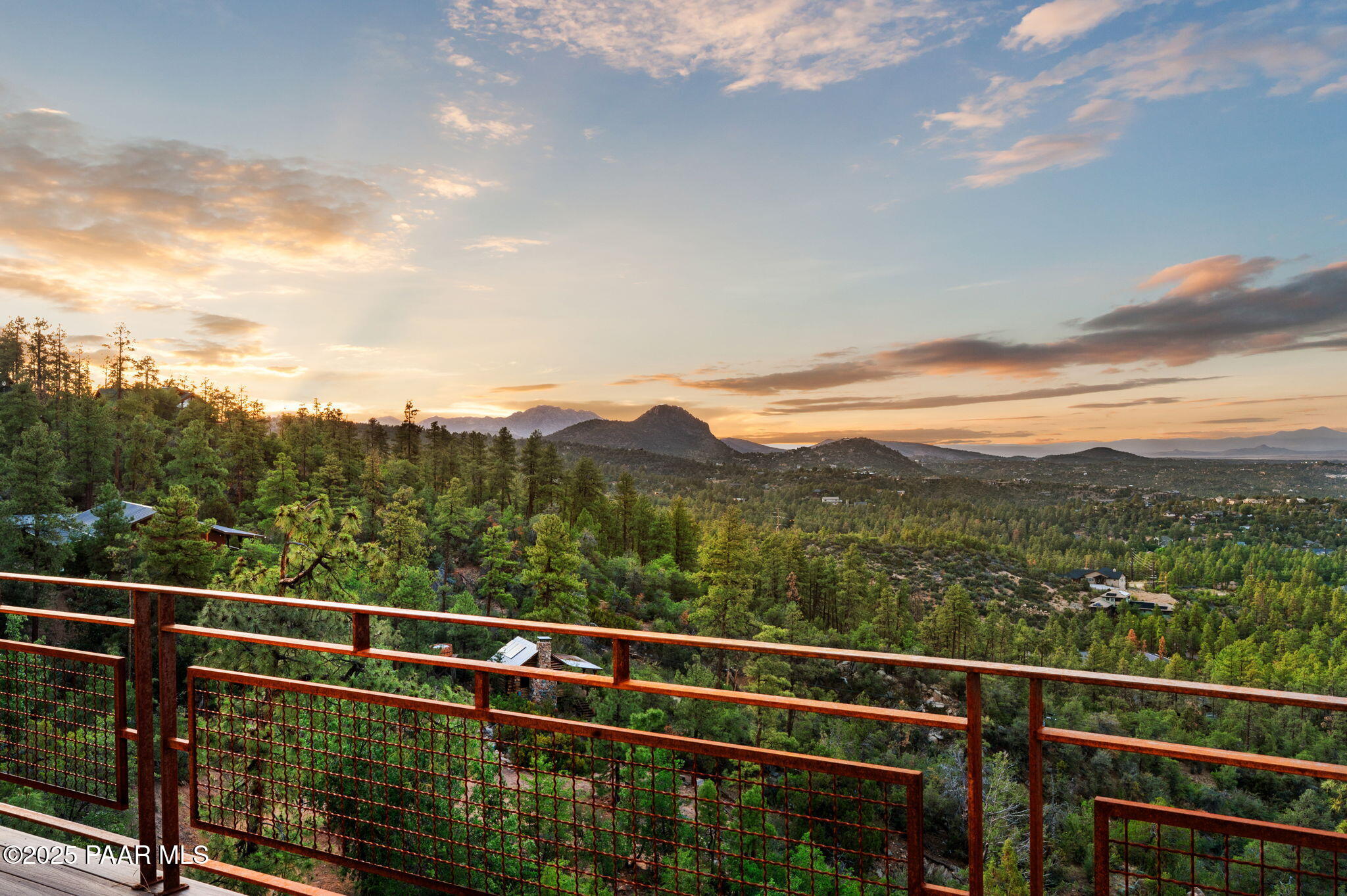 2700 W Butterfly Rdg