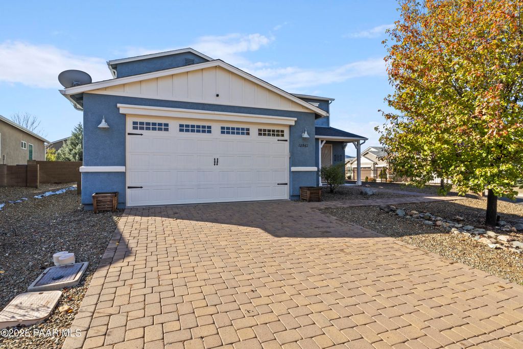 Photo of 12961 E Gonzalez Street, Dewey-Humboldt, AZ 86327 (MLS # 1078017)