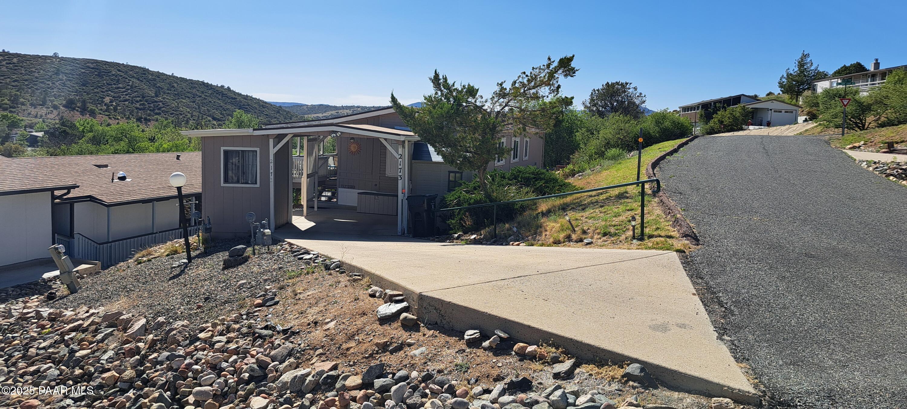 2173 Hillside Terrace Road