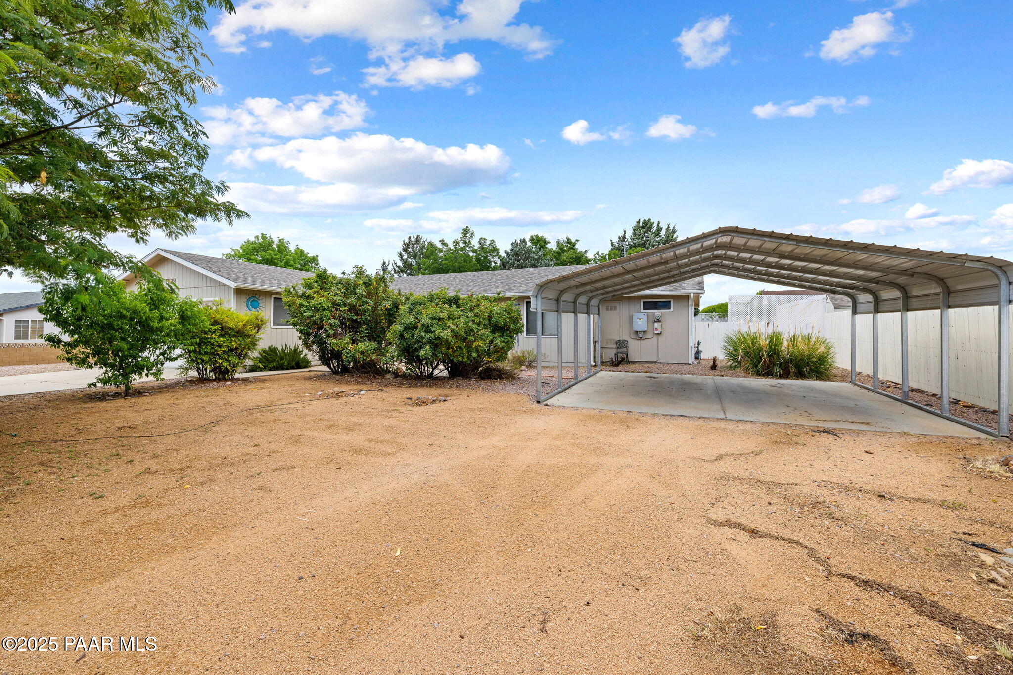 7385 E Grandview Drive