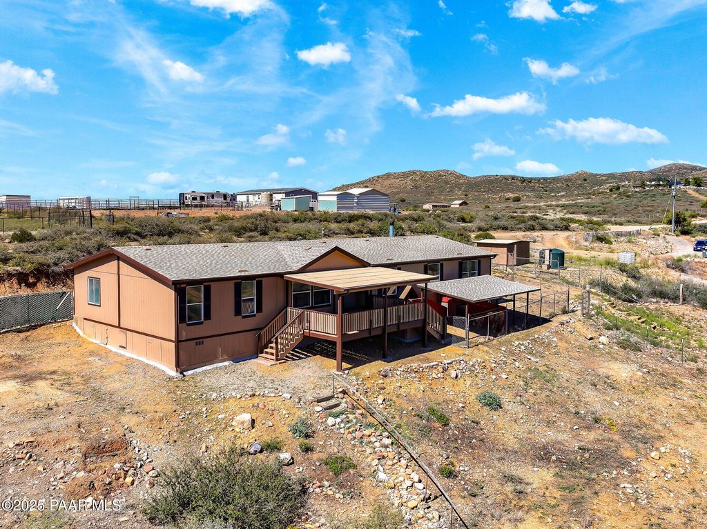 Photo of 1625 N Javalina Trail, Dewey-Humboldt, AZ 86327 (MLS # 1077073)