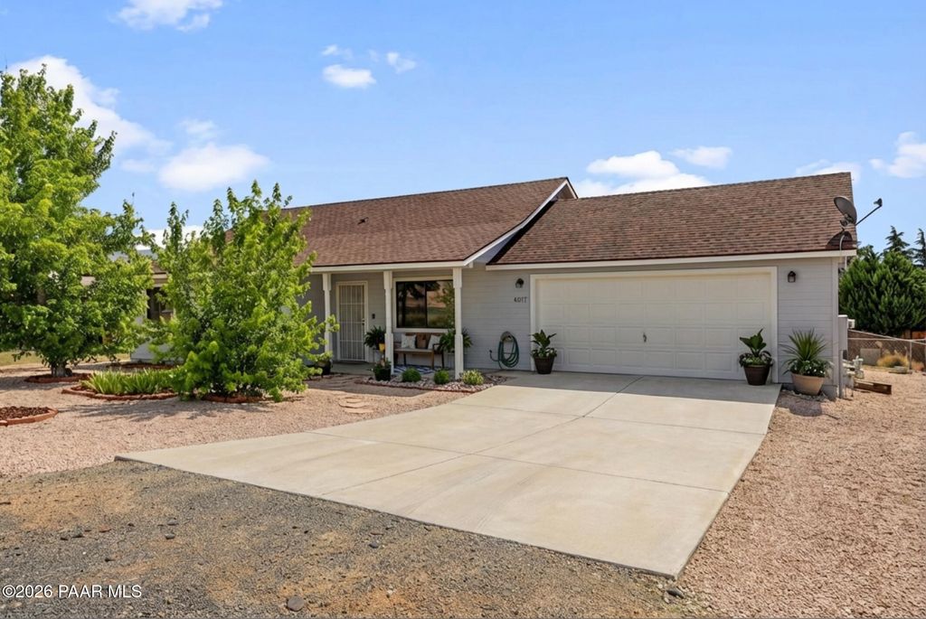 Photo of 6017 N Tower Lane, Prescott Valley, AZ 86314 (MLS # 1080866)