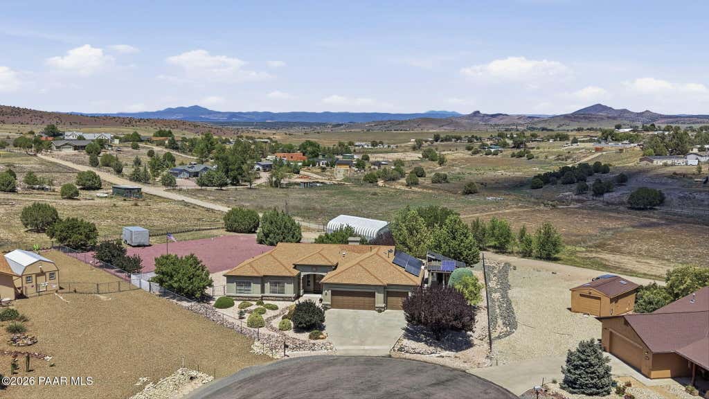 Photo of 2270 W Grey Fox Circle, Chino Valley, AZ 86323 (MLS # 1083940)