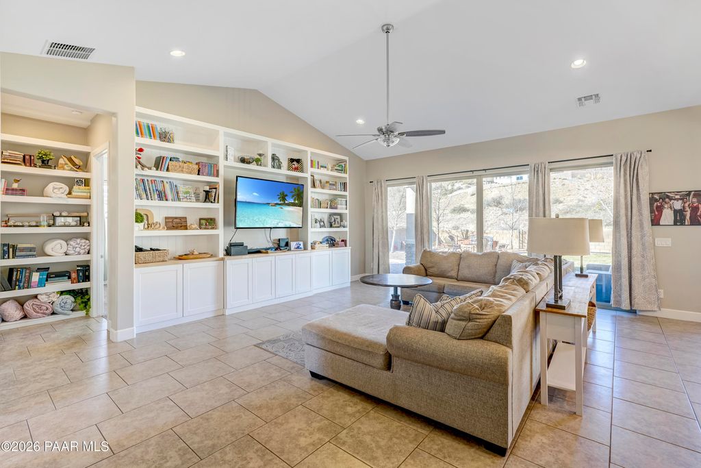 Photo of 2032 Summer View Drive, Prescott, AZ 86301 (MLS # 1079215)